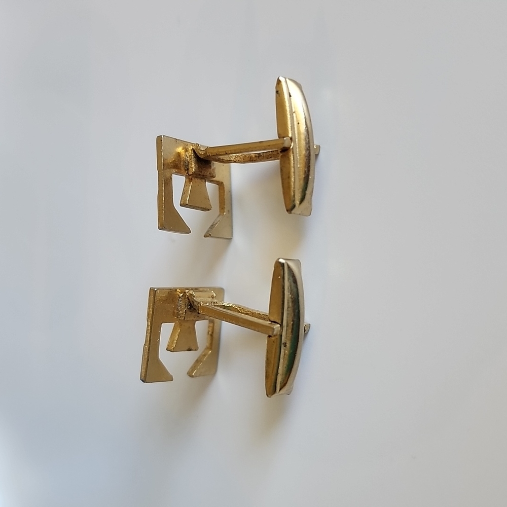 Vintage E Cufflinks - image 2